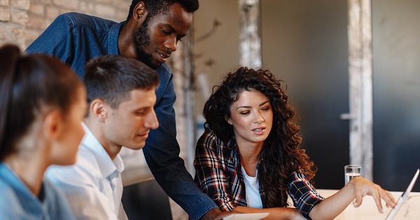 Mobilisez une équipe d'étudiants-ingénieurs pour répondre à vos problématiques !